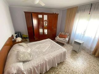 Chalet en venta en Hellín