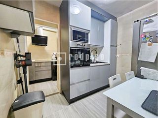 Piso en venta en Pintores-Ferial en Parla