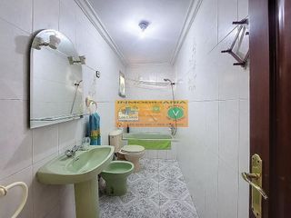 Piso en venta en Torreblanca en Sevilla