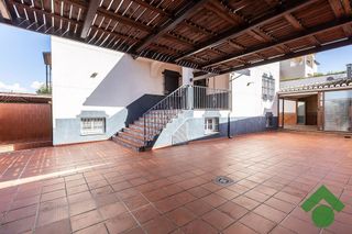 Chalet en venta en Ogíjares