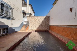 Chalet en venta en Ogíjares