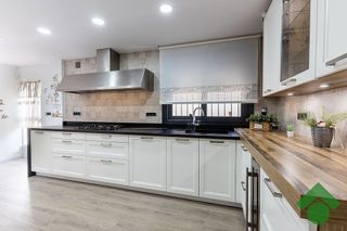 Chalet en venta en Ogíjares