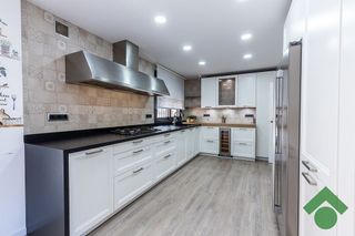 Chalet en venta en Ogíjares