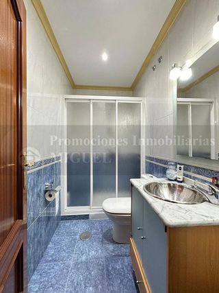 Casa adosada en venta en Verín