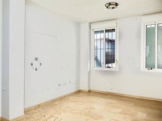 Piso en venta en Coria del Río