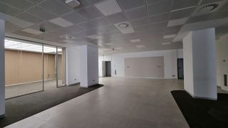 Local comercial en venta en Centro en Torrelavega
