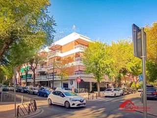 Piso en venta en Santa Rosa - Valdeolleros en Córdoba