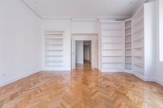 Piso en alquiler en Palacio en Madrid
