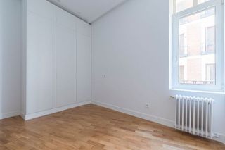Piso en alquiler en Palacio en Madrid