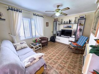 Casa adosada en venta en Playa de los Locos en Torrevieja