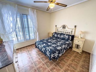 Casa adosada en venta en Playa de los Locos en Torrevieja