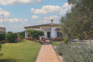 Chalet en venta en Ctra Sanlúcar-Zona Cuatro Pinos en Puerto de Santa María (El)