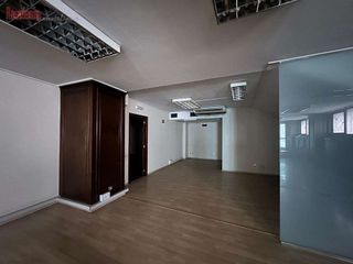 Local comercial en venta en Ensanche - Sar en Santiago de Compostela