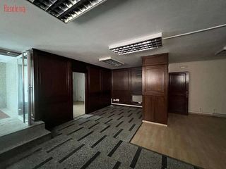 Local comercial en venta en Ensanche - Sar en Santiago de Compostela