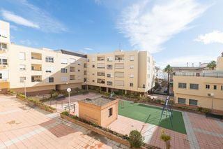 Piso en venta en Puerto - Plaza de Toros en Estepona
