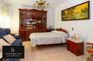 Casa adosada en venta en Cerro de Reyes en Badajoz