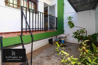 Casa adosada en venta en Cerro de Reyes en Badajoz