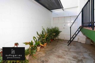 Casa adosada en venta en Cerro de Reyes en Badajoz