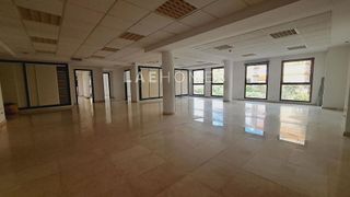 Oficina en alquiler en Benalúa en Alicante