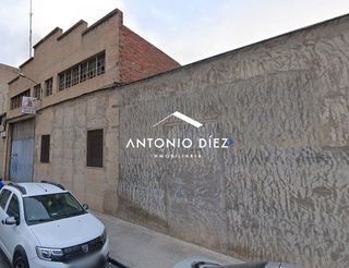 Nave industrial en venta en Novelda