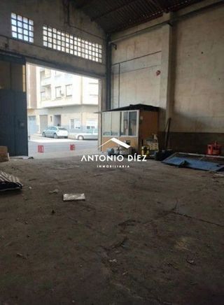 Nave industrial en venta en Novelda