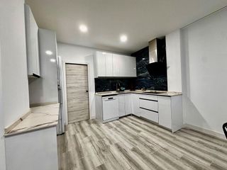 Piso en venta en La Caleta - La Viña en Cádiz