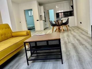 Piso en venta en La Caleta - La Viña en Cádiz