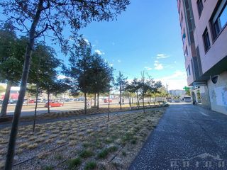 Local comercial en venta en Gamonal en Burgos