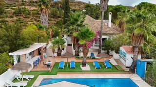 Chalet en venta en Coín