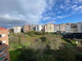 Oficina en alquiler en O Berbés - Peniche en Vigo