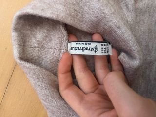 Jersey beige cuello alto