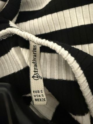 Tutina estiva a righe Stradivarius