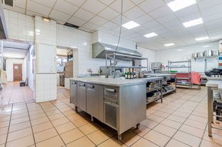 Nave industrial en venta en Olías del Rey