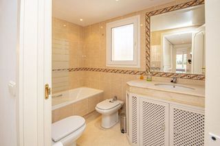 Casa pareada en venta en Riviera del Sol en Mijas