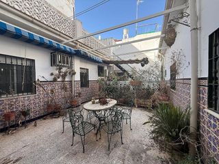 Casa adosada en venta en Centro - Doña Mercedes en Dos Hermanas