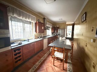Casa adosada en venta en Centro - Doña Mercedes en Dos Hermanas
