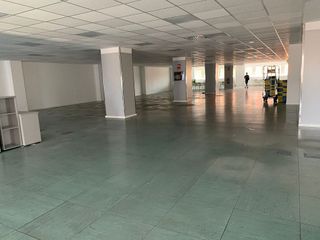 Oficina en alquiler en Tres Olivos - Valverde en Madrid