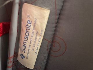 Mochila Samsonite pequeña roja