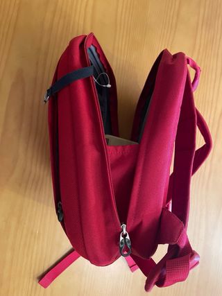 Mochila Samsonite pequeña roja