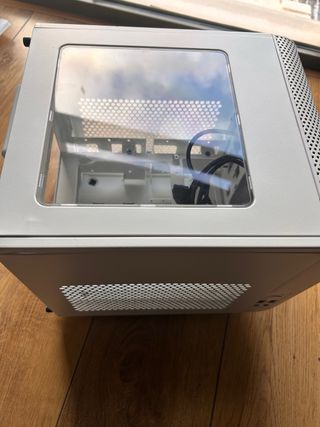 Torre PC Thermaltake Core V1 Snow