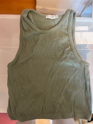 Top verde oliva Stradivarius Talla S