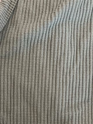 Top verde oliva Stradivarius Talla S