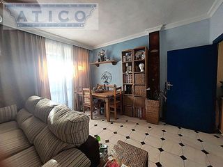 Piso en venta en Cruz Roja en Sevilla