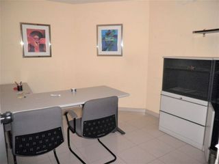 Local comercial en venta en Parque Roma - Coronas en San Fernando de Henares