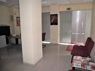 Local comercial en venta en Parque Roma - Coronas en San Fernando de Henares