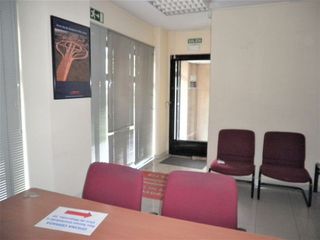 Local comercial en venta en Parque Roma - Coronas en San Fernando de Henares