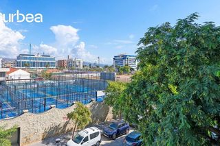 Piso en venta en Girón - Las Delicias - Tabacalera en Málaga