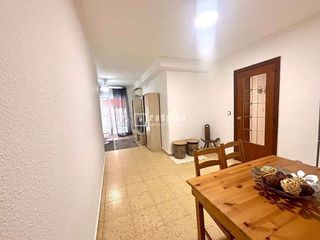 Piso en venta en La Malva-rosa en Valencia