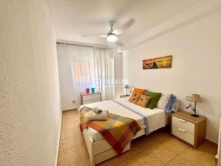 Piso en venta en La Malva-rosa en Valencia