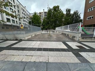 Garaje en venta en San Martín en Vitoria-Gasteiz